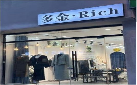 镇平要开店？先在门头上下功夫