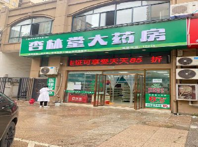 镇平铝塑板门头招牌的特点。